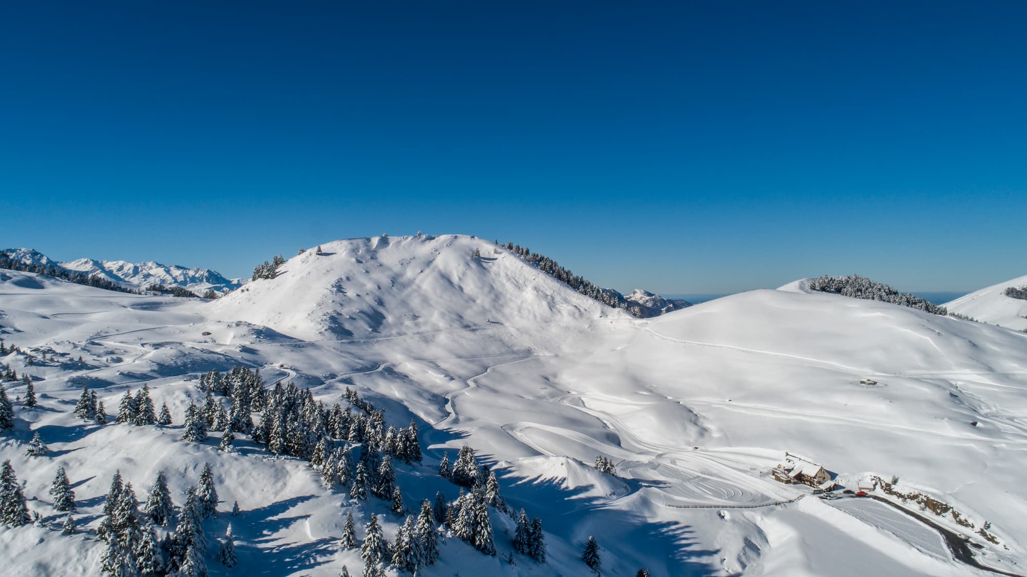 Nature, glisse et détente au cœur des Pyrénées
